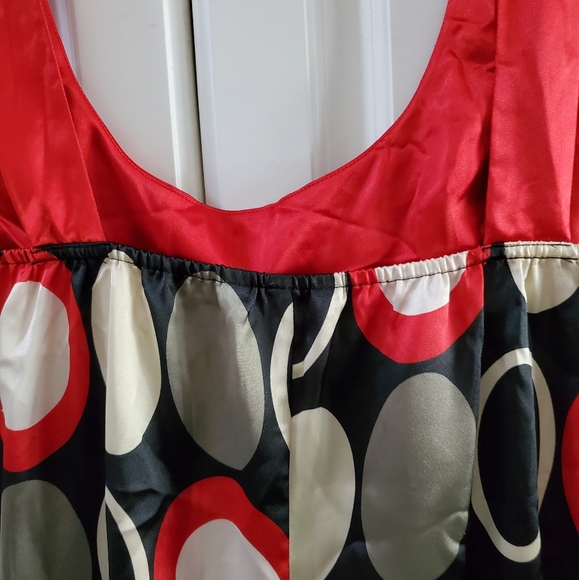 Plus size -Dress - Picture 7 of 8